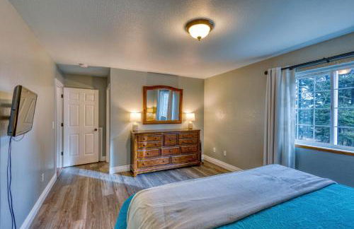 Lodge Style Living Spacious 5BR Reunion Getaway - Foto 25