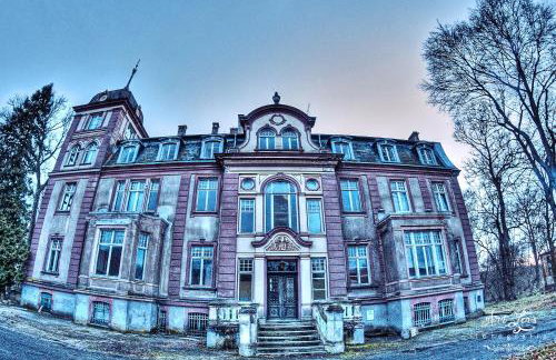 Pałac i Folwark Brzeźnica - Foto 59