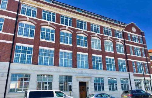 Entire Industrial Style Apartment With Free Parking & Wifi - Foto 20