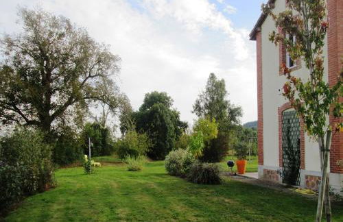 Modern holiday home in Crux-La-Ville with terrace - Foto 37