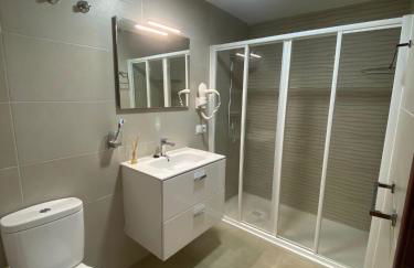 Apto. Urbanización Laguna Beach, 1ª línea de playa - Photo 3