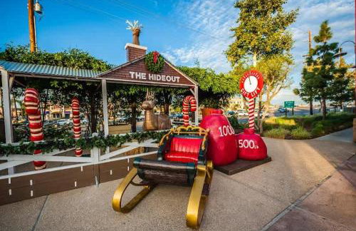 Entire Private Home with 5 Bedrooms 3 Bathrooms, 3000 sqft, Gated Yard, Garage, Nice View, Available Now - Foto 57