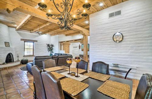 Las Cruces Home La Casa Blanca with Courtyard - Foto 8