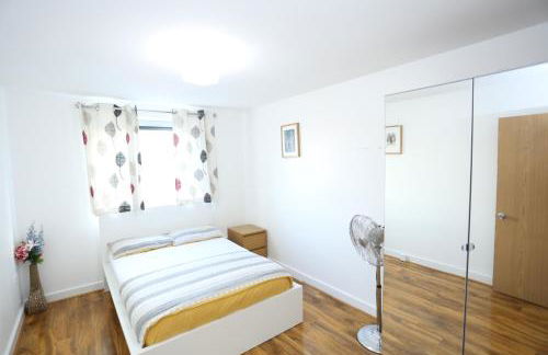 Lovely View 2 beds 2 bath Apartment, London - Foto 14