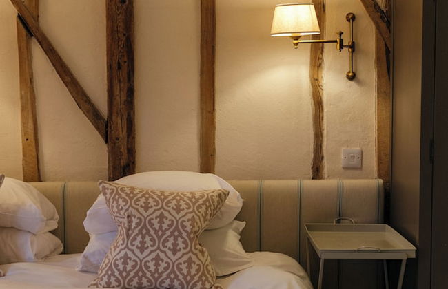 Retreat East - Photo 29