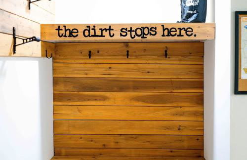 Back-40 Retreat with Hot Tub & Bike Garage - Photo 25