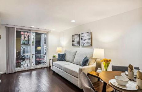 Historic Capitol Hill Retreat - Photo 2