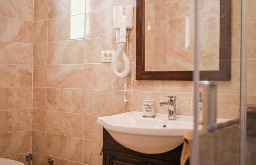 Villa Brbon - Serene Getaway - Foto 55