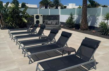 Villa Ashdene - luxury modern villa with large heated pool wifi uk tv bar & BBQ - Foto 17