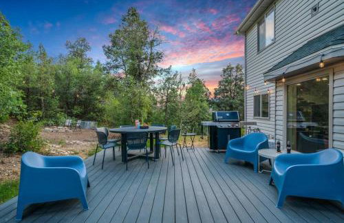 Zion Plush Family Escape HotTub, Games, Sleeps 14 - Photo 19