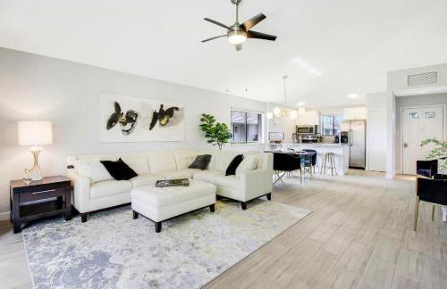 The Bougie Bungalow, PGA - Photo 1