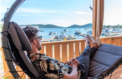 SOL- Seafront House Croatia: your holiday first row to the beach - Photo 2