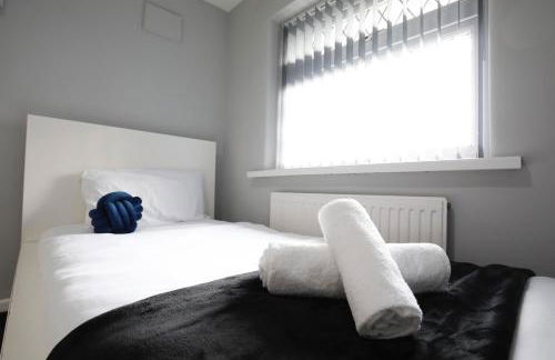 3 bedroom near airport Up to 40 percent off - Foto 31