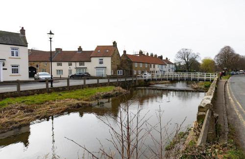 The Ayton Hideaway - Photo 44