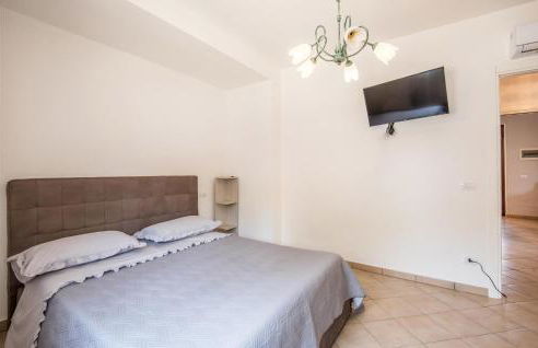 Beautiful Home In Castiglion Fiorentino - Foto 28