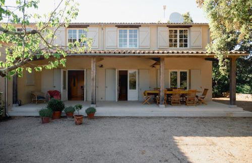 Idyllic Riverside Provencal Farmhouse - Foto 18