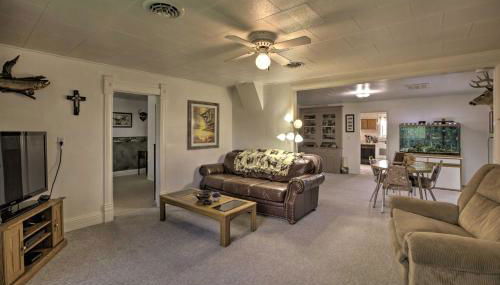 Walkable Ten Sleep House with Patio and Sunroom! - Foto 4