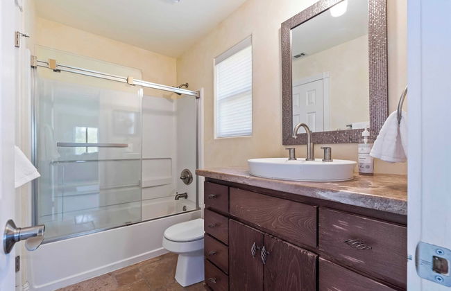 Chardonnay Charm by Avantstay Luxe Group Retreat w/ Pool Mins to Wineries - Foto 27