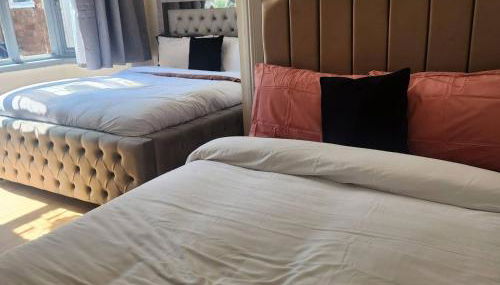 Charming Victorian Apartment in Central Wolverhampton - Foto 3