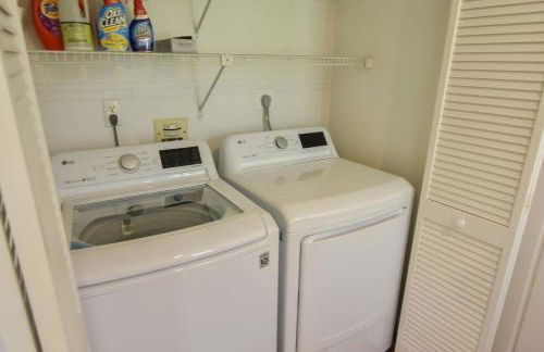 Spacious Beach House 6 Min Walk to Beach - Foto 38