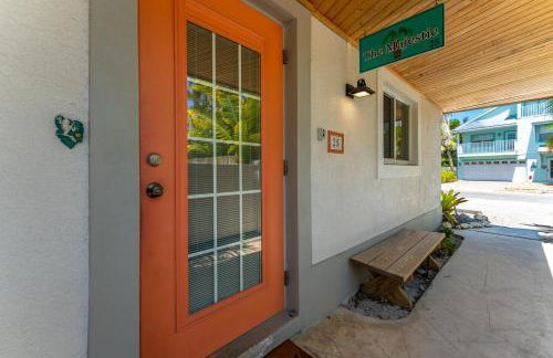 An Island Getaway at Palm Tree Villas - Photo 49