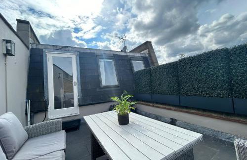 Beautiful and spacious 2 bed, 2 bath apartment bordering Fulham and Chelsea - entire apartment with private entrance - Foto 7