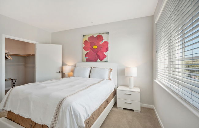 Global Luxury Suites in Menlo Park - Photo 13