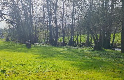 Wind in den Weiden, Übernachten am Bachlauf - Foto 13