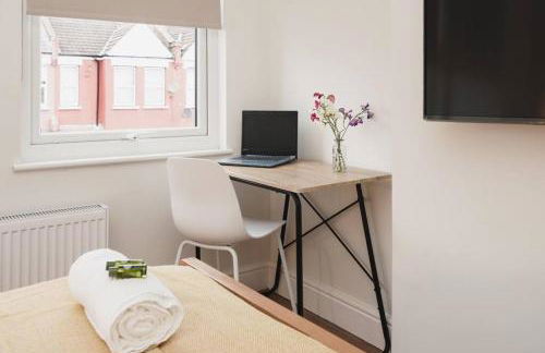 Newly Renovated Modern 4 Bed 3 Bath Apartment London - Foto 4