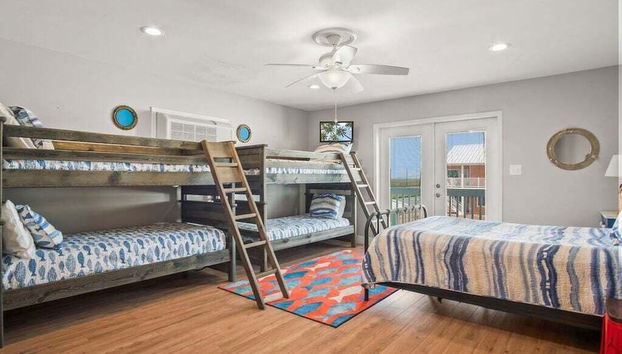 Coconut Hut - Pet Friendly! Boardwalk to the Beach! - Pet Friendly! Boardwalk to the Beach! - Foto 4, Habitación