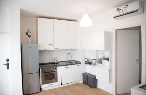 "The Loft Above" comfort e stile 5m dalla metro - Photo 21