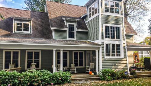 Seaglass Lakeshore Cottage - Foto 1