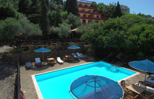 Aeriko Benovias Rooms & Apartments - Foto 16