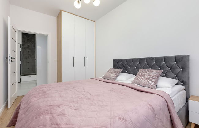 8th Floor Apartment in Warsaw by Renters - Foto 3