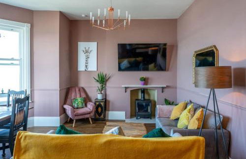 Stylish Beachfront Luxury Apartment, Sweeping Ocean Views and Log Burner - Foto 126