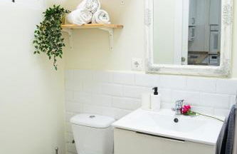 Piso Acogedor a Metros de la Plaza de las Flores - Foto 12