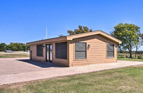 Pet-Friendly Efficiency Cottage with Pool! - Foto 22