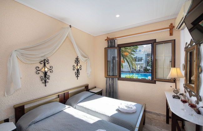 Hotel Castle Suites - Photo 78