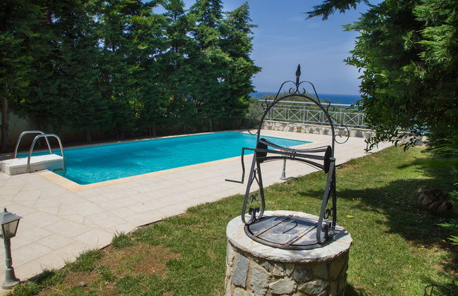 Corinthian Residence - Photo 32