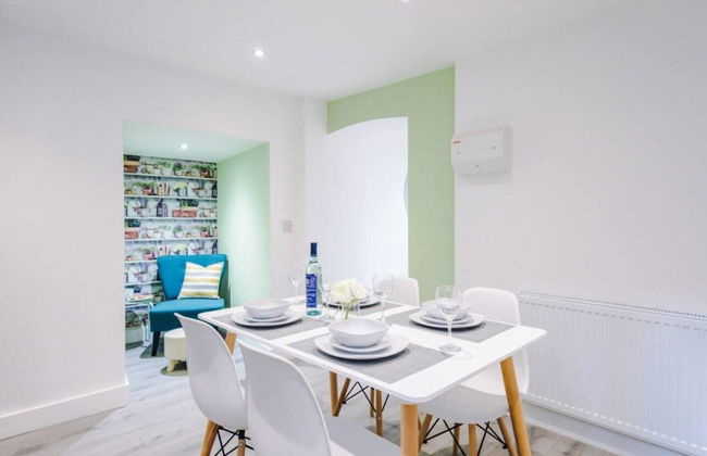 Imperial War Museum North Two-bedroom by Belvilla - Photo 20