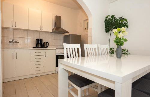 Holiday House San Mario - Pets Friendly Rural Home - Photo 26