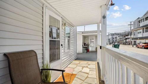 Keefe Korner AC Parking Walk to Beach - Foto 2