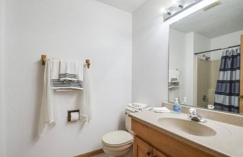 Welcoming Condo in Davenport Central Location! - Foto 17