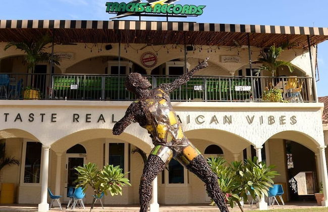 Nianna Coral Bay Gorgeous Townhouse 2 - Photo 43