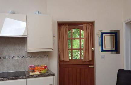 The Snicketts - Photo 6