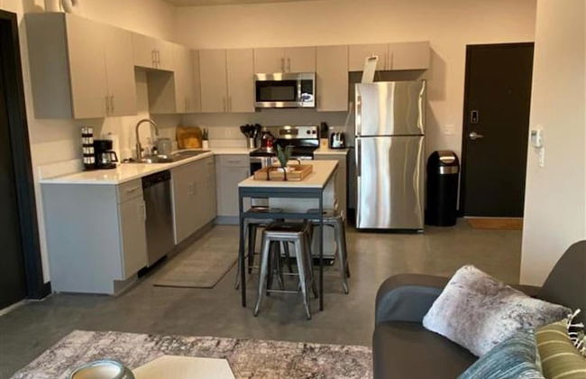 Atmosphere Lincoln - Photo 42