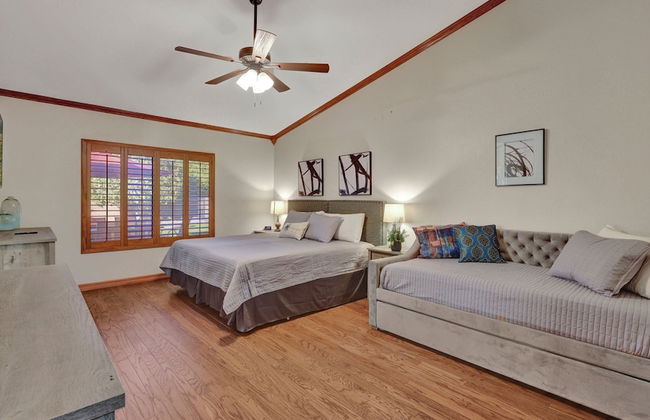 Amenities Galore! Outdoor Living & Lots of Games - Foto 13