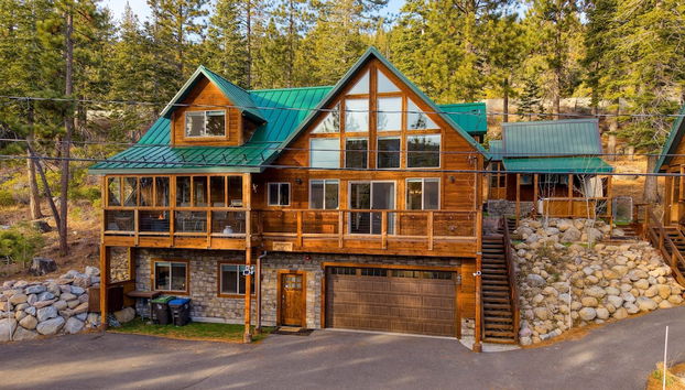 Denton by Avantstay Hot Tub Enclosed Deck w Fire Pit Near Skiing Lake - Foto 4, Habitación