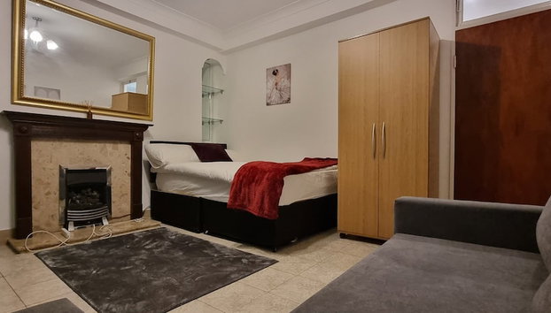 4 Bed Flat - Sleeps 12 - Pets - Wifi - Foto 2, Imagen principal