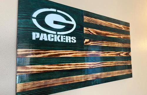 Lambeau Views! Walk to Titletown District & Resch - Photo 7